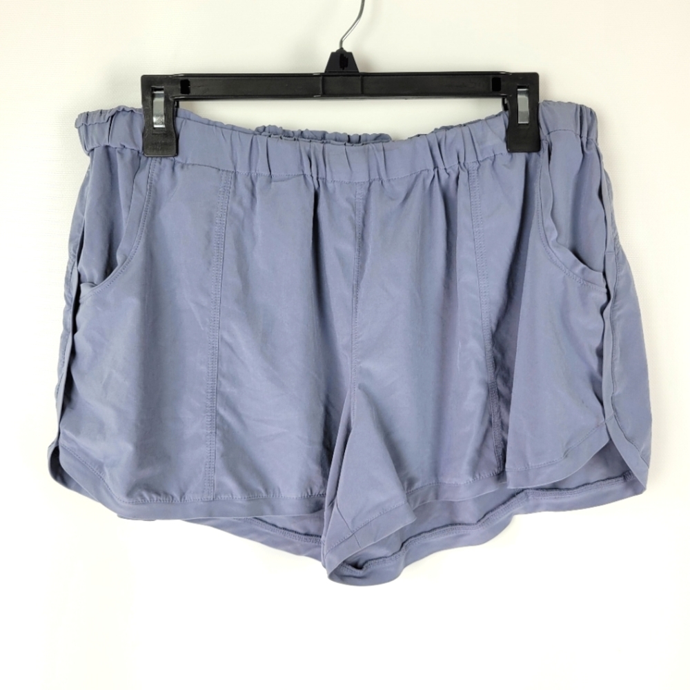 ATHLETA Shorts Sz Small